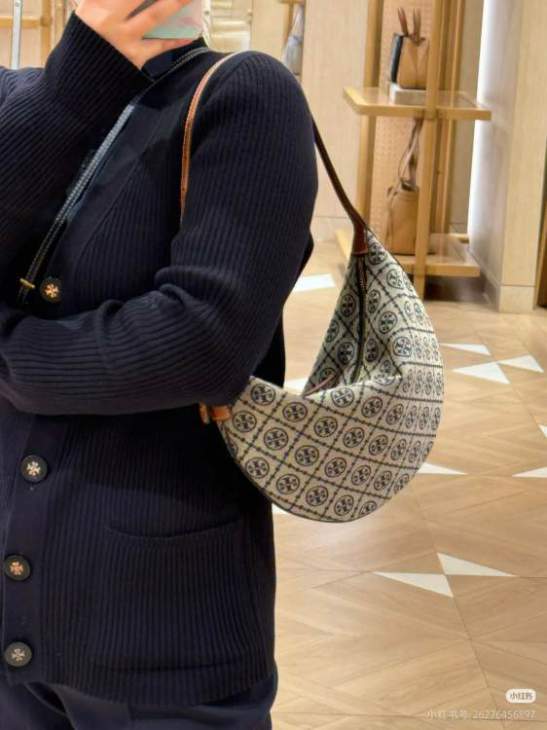 Picture of Tory Burch Handbags _SKUfw237712368fw
